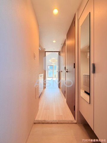 玄関　同マンション別部屋　参考写真