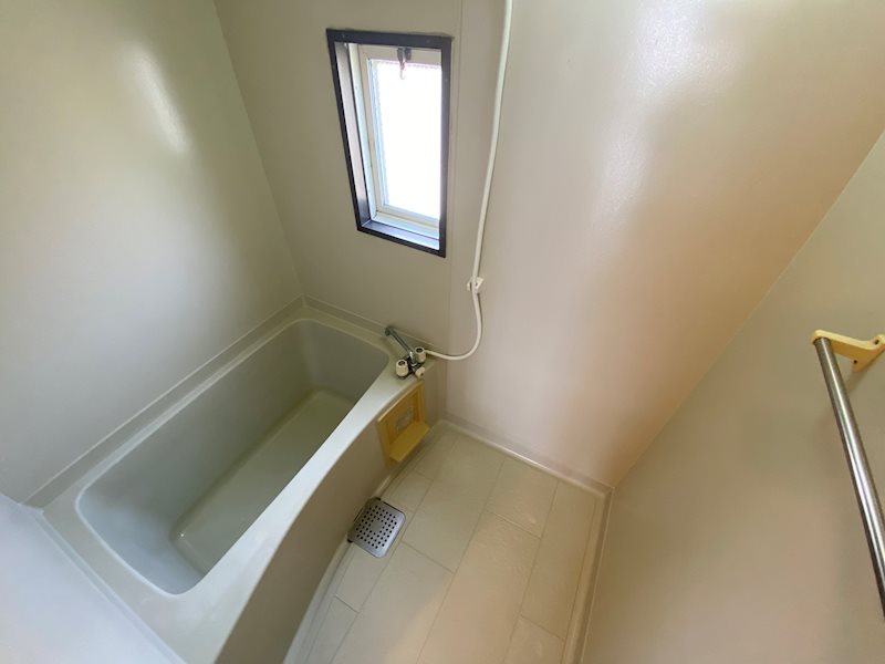 バス・シャワールーム　※別のお部屋の写真です。