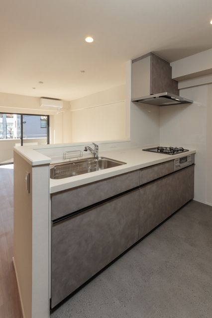 キッチン　※写真は同タイプ住戸です。