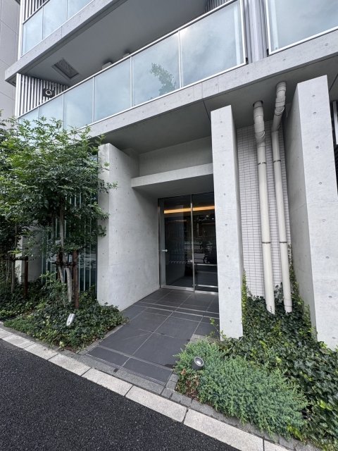 コンビニ　ローソン目黒大鳥神社前店（コンビニ）まで171m