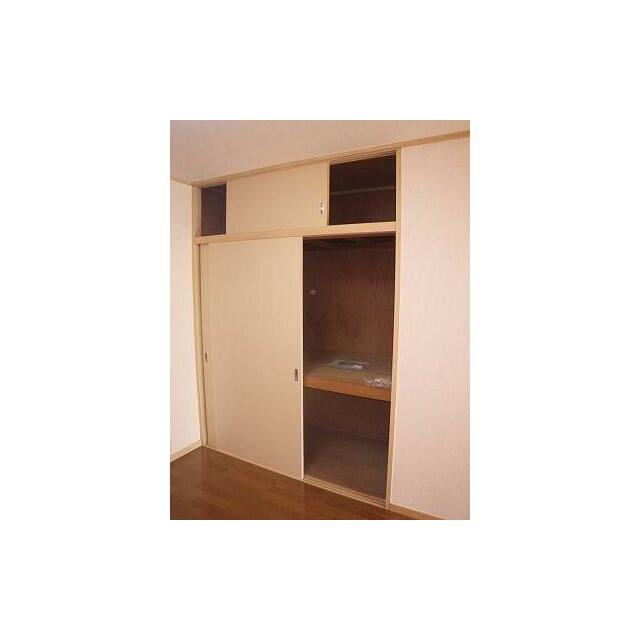 収納　天袋付き