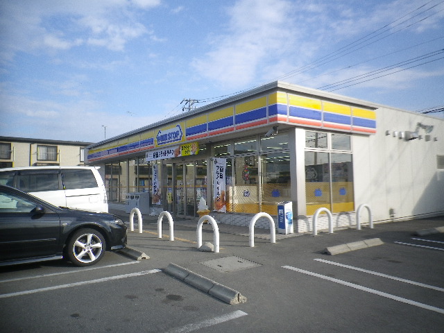 コンビニ　ミニストップ 日高高校前店（コンビニ）まで747m