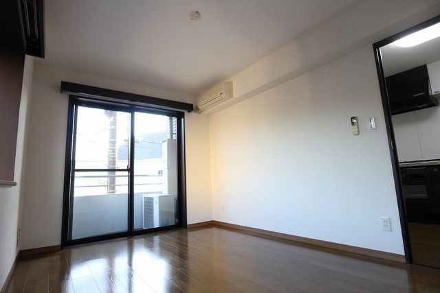 その他部屋・スペース　★明るい二面採光★