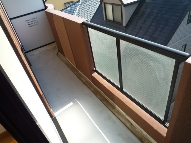 バルコニー　同建物別号室参考写真