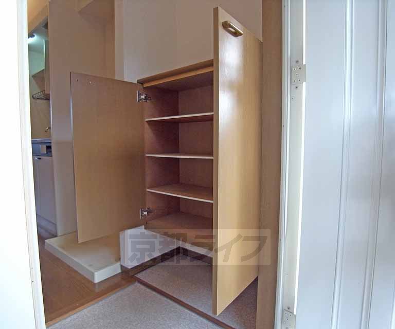 収納　シューズボックス