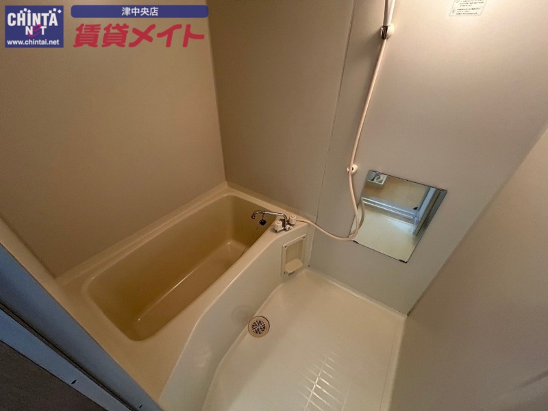 バス・シャワールーム　別部屋参考写真です