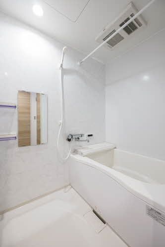 バス・シャワールーム　バス