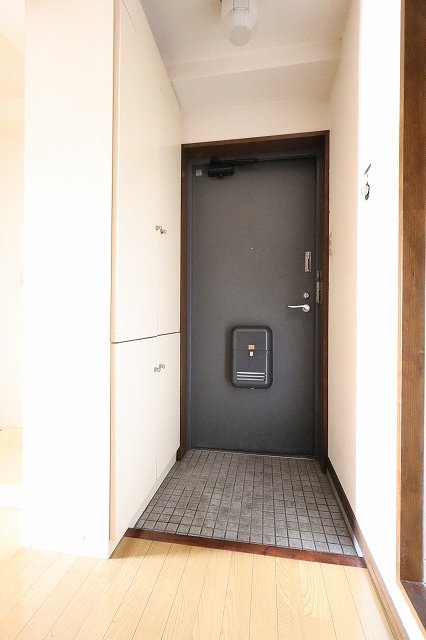 玄関　別号室の写真です