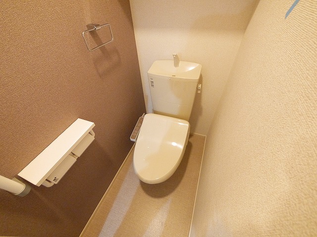 トイレ　コンパクトで使いやすいトイレです