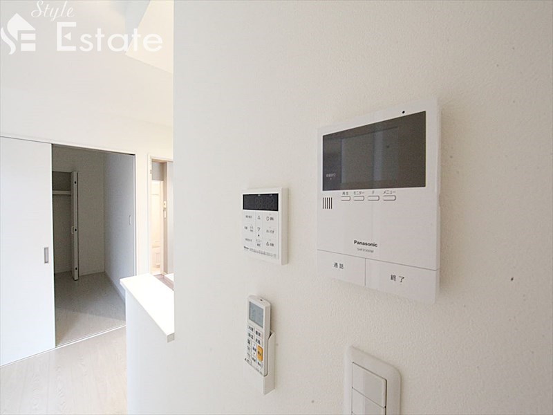 セキュリティ　モニター付きインターホン