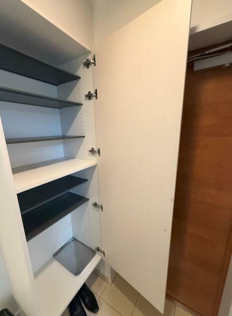 玄関　室内イメージ