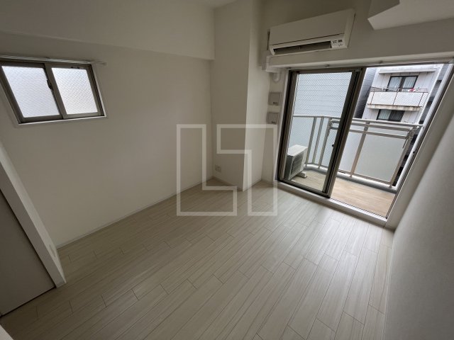 居室・リビング　エスリード難波セントラル　洋室