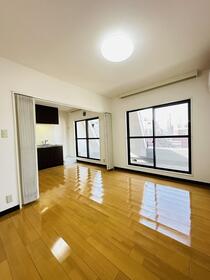 居室・リビング　居室