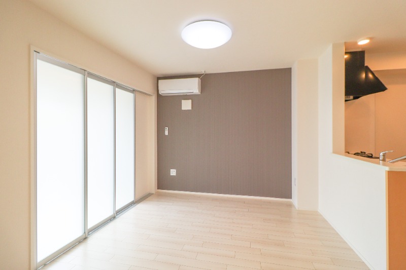 居室・リビング　図面と現状に相違がある場合には現状を優先