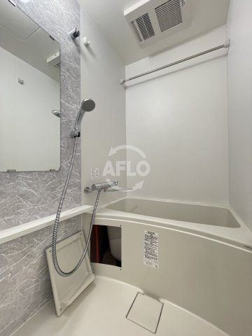 バス・シャワールーム　エスリードレジデンス大阪本町　風呂