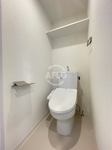 トイレ　エスリードレジデンス大阪本町　トイレ