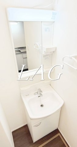 洗面設備　洗面台です。