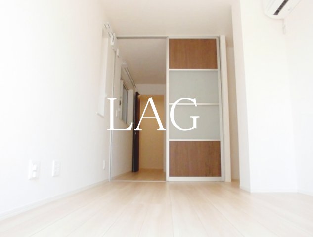 居室・リビング　洋室のお部屋です。