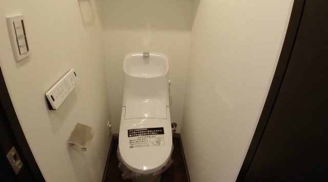 トイレ　落ち着いたトイレです