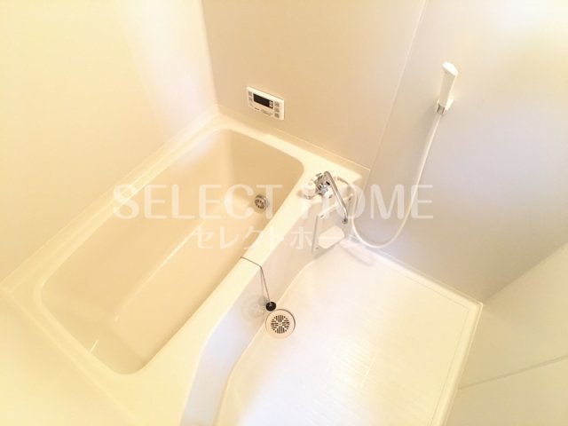 バス・シャワールーム　きれいなお風呂です 同型タイプ