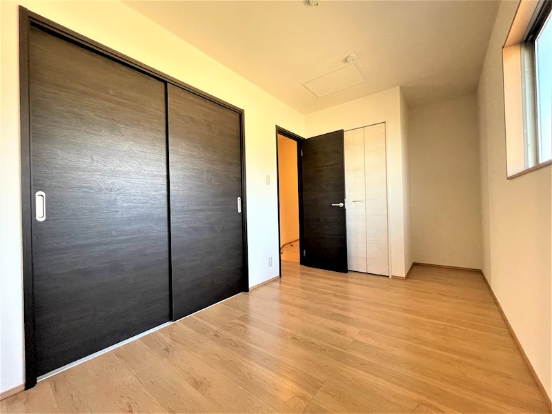 その他部屋・スペース　(イメージ)2Fには6.3帖の洋室と、書斎スペース付7.2帖