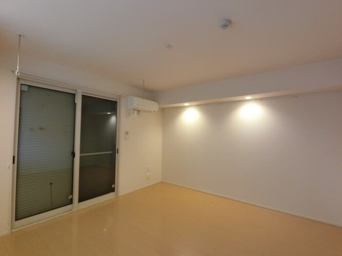 その他部屋・スペース　ダウンライト＆シャッター雨戸