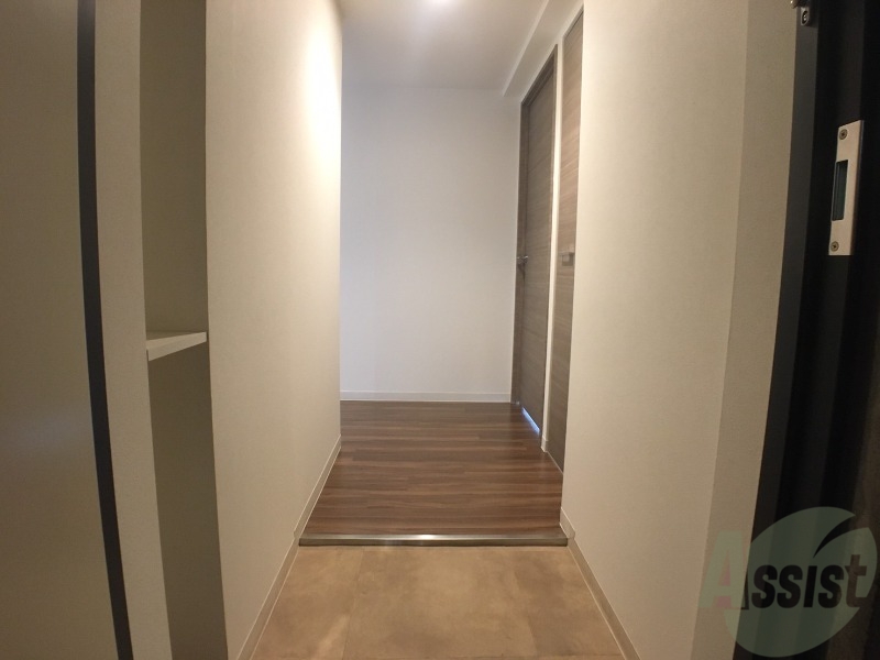 玄関　玄関の様子です。明るい印象ですね。気分もあがりそう。