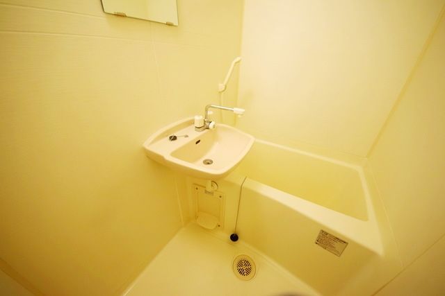 バス・シャワールーム　★お問い合わせはタウンハウジングまで★