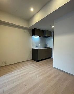 居室・リビング　☆明るい洋室☆