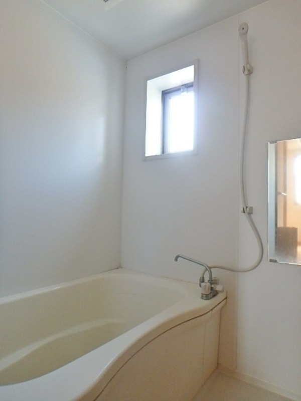 バス・シャワールーム　図面と現状に相違がある場合には現状を優先