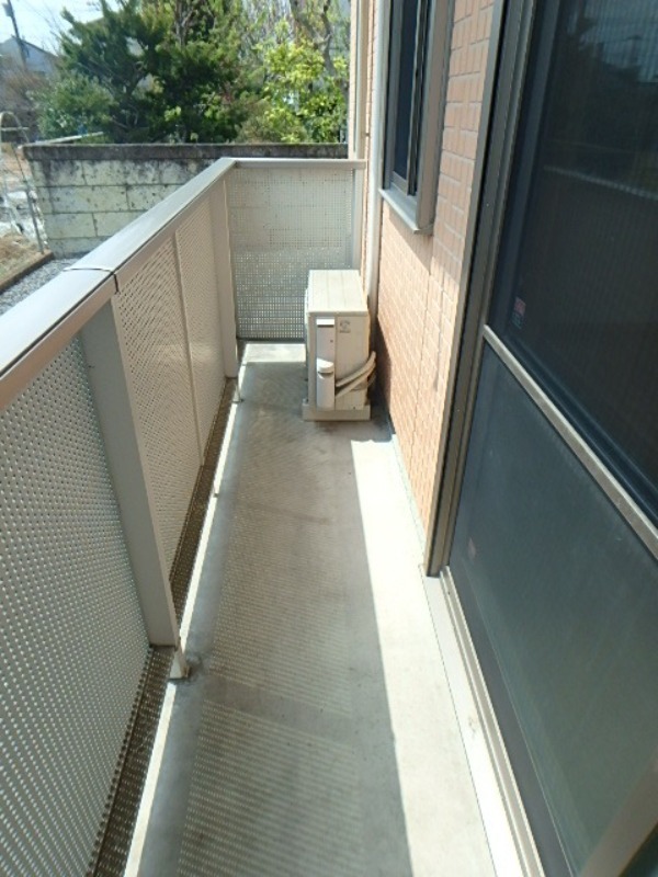 バルコニー　図面と現状に相違がある場合には現状を優先