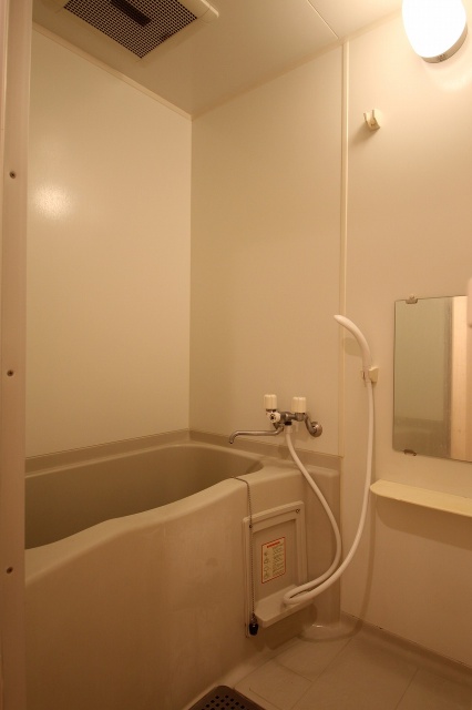 バス・シャワールーム　写真は別号室のものです。