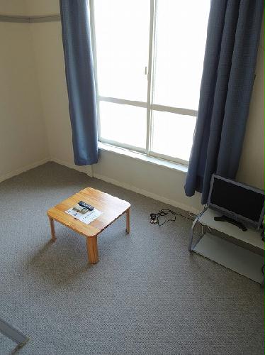 居室・リビング　絨毯のお部屋