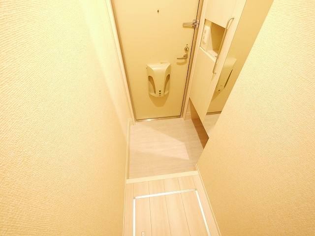 玄関　明るい玄関です