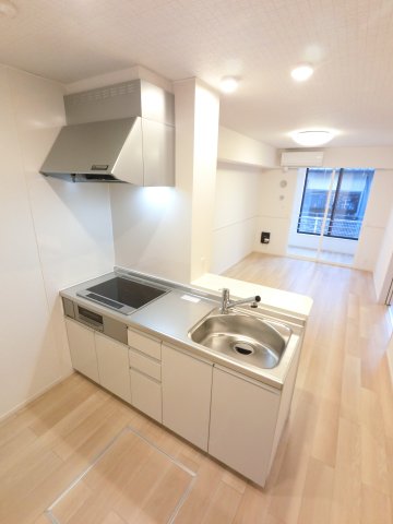 キッチン　※同タイプ写真になります