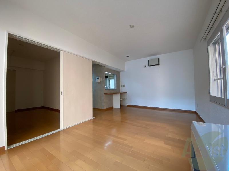 居室・リビング　広くてキレイなＬＤＫが広がっていて、充実した生活が送れそう。