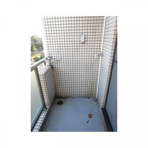 バルコニー　ジュネパレス幕張本郷第０５のバルコニー