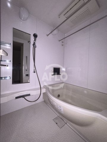 バス・シャワールーム　グランドメゾン京町堀タワー　浴室