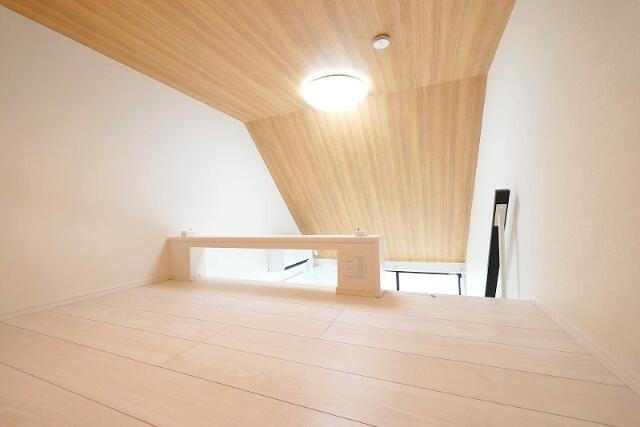 居室・リビング　?