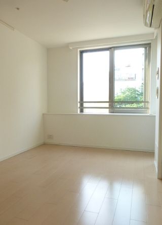 居室・リビング　くつろげるお部屋ですね♪