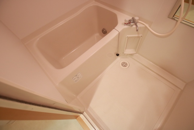 バス・シャワールーム　別部屋の写真です。※現状優先