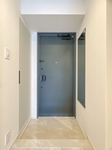 玄関　※写真は同タイプ住戸です。