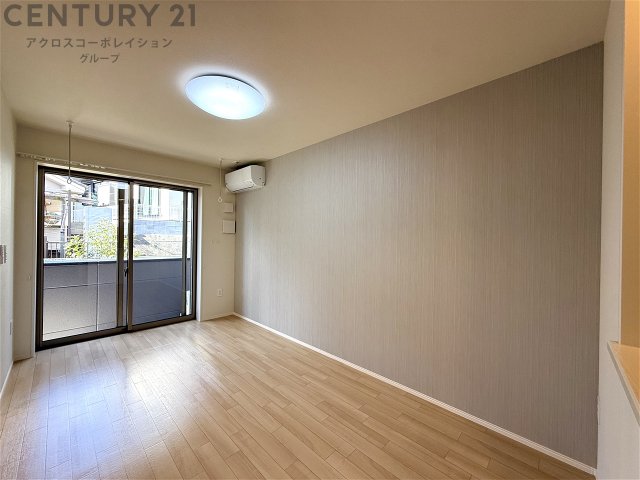 居室・リビング　エアコン付き☆