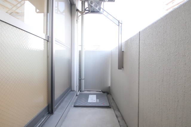 バルコニー　※別室の参考写真の為、現況優先です。