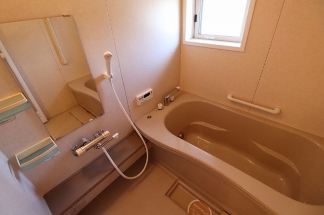 バス・シャワールーム　バス　２０２