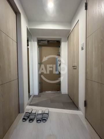 玄関　リュエルうめきた　玄関