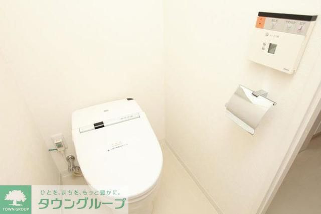 トイレ　※写真は同タイプ住戸です。