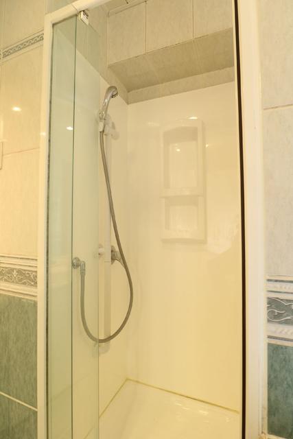 バス・シャワールーム　バス　シャワールーム