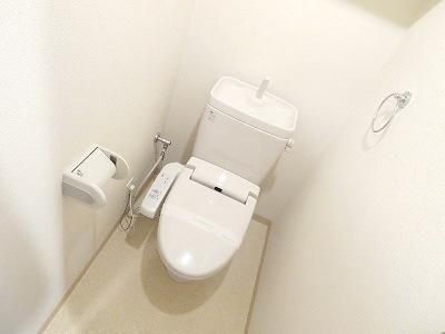 トイレ　お部屋探しは株式会社　タウンハウジング　までお気軽にお問合…