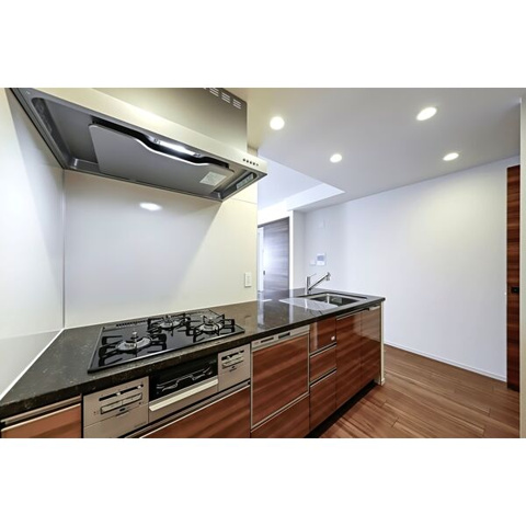 キッチン　※写真は同じマンションの違う部屋のものになります。